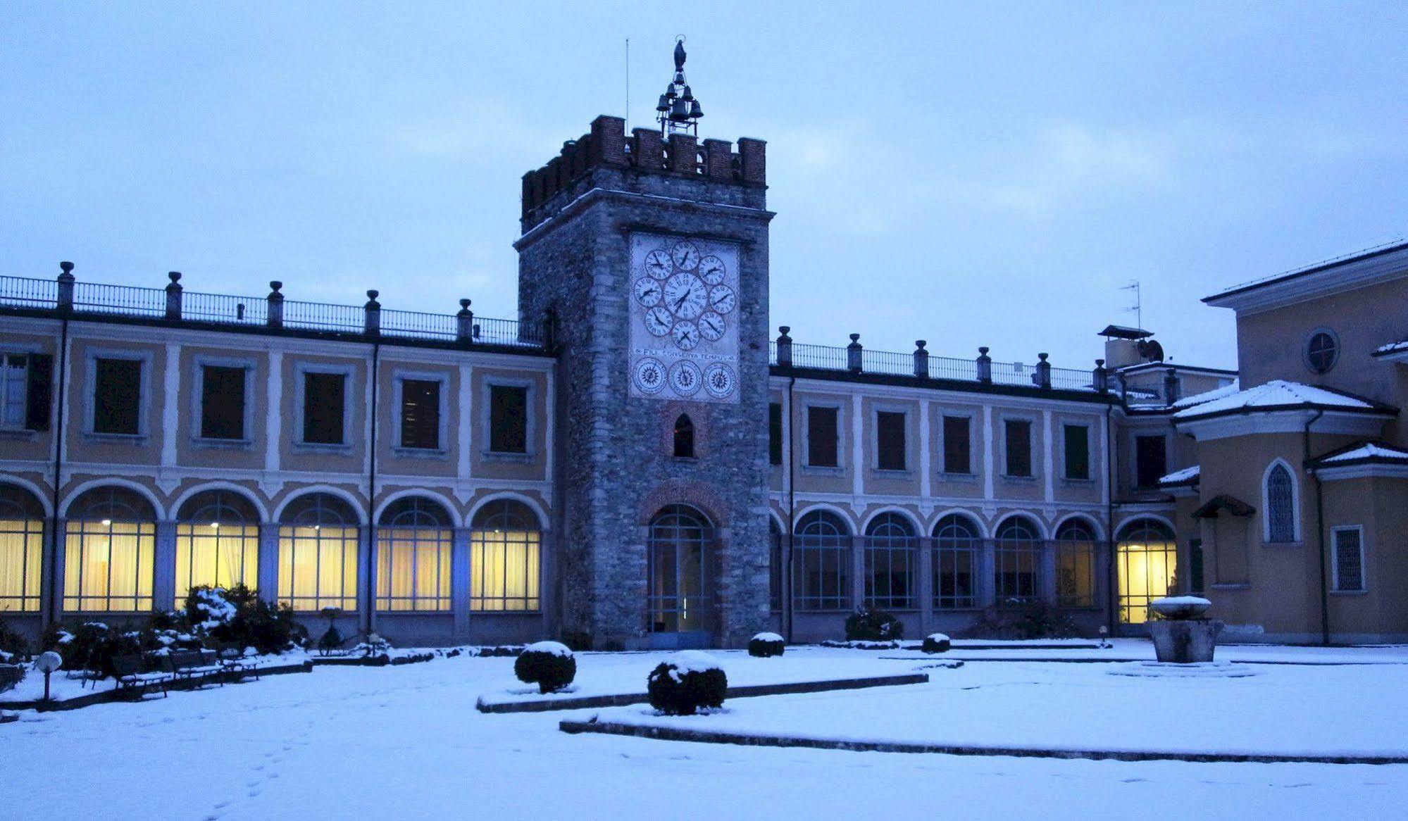 Hotel Casa Don Guanella Cadrezzate Exterior foto